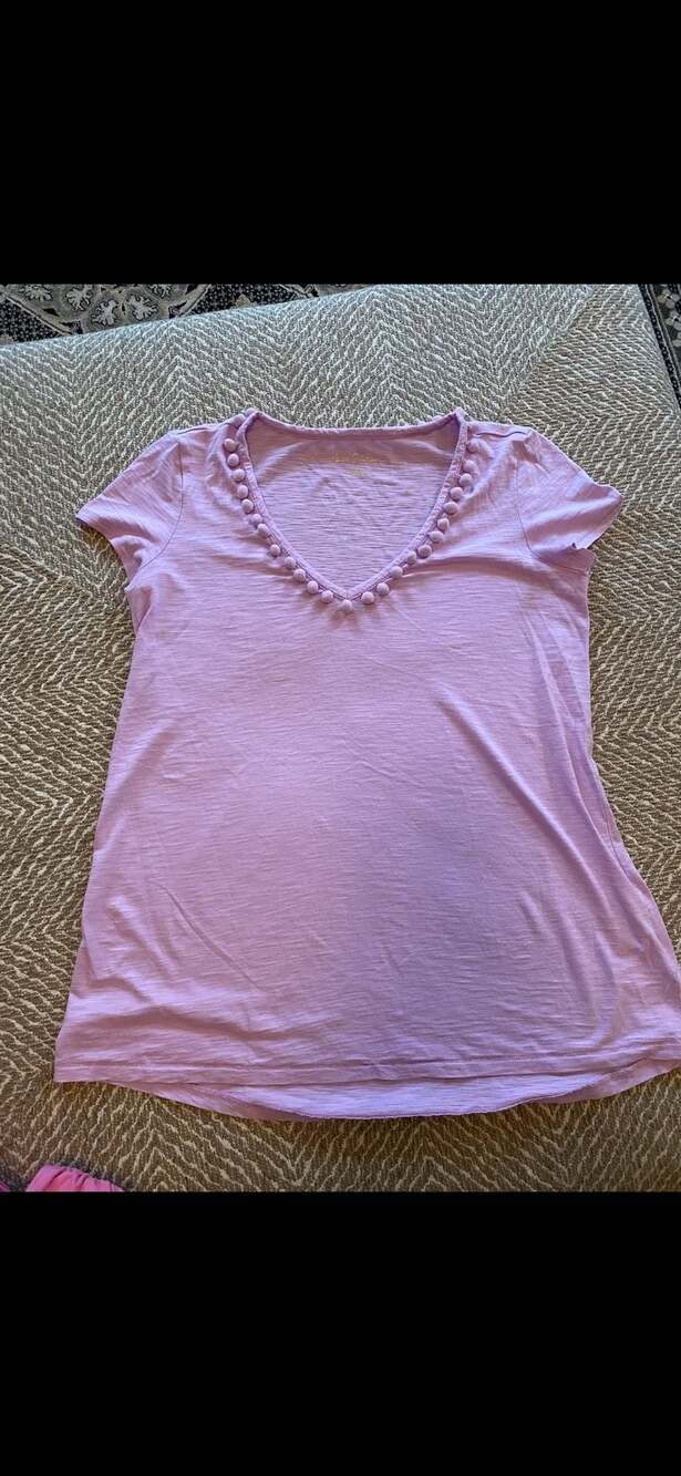 Lilly Pulitzer Lavender V-Neck T-Shirt with Pom-Pom Trim XXS Womens